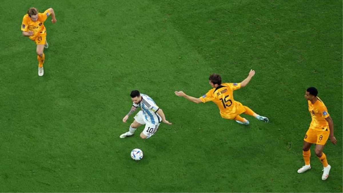 'मैंने जो किया वो सही नहीं था', फीफी वर्ल्ड कप जीतने के बाद भी इस बात को लेकर दुखी है Lionel Messi