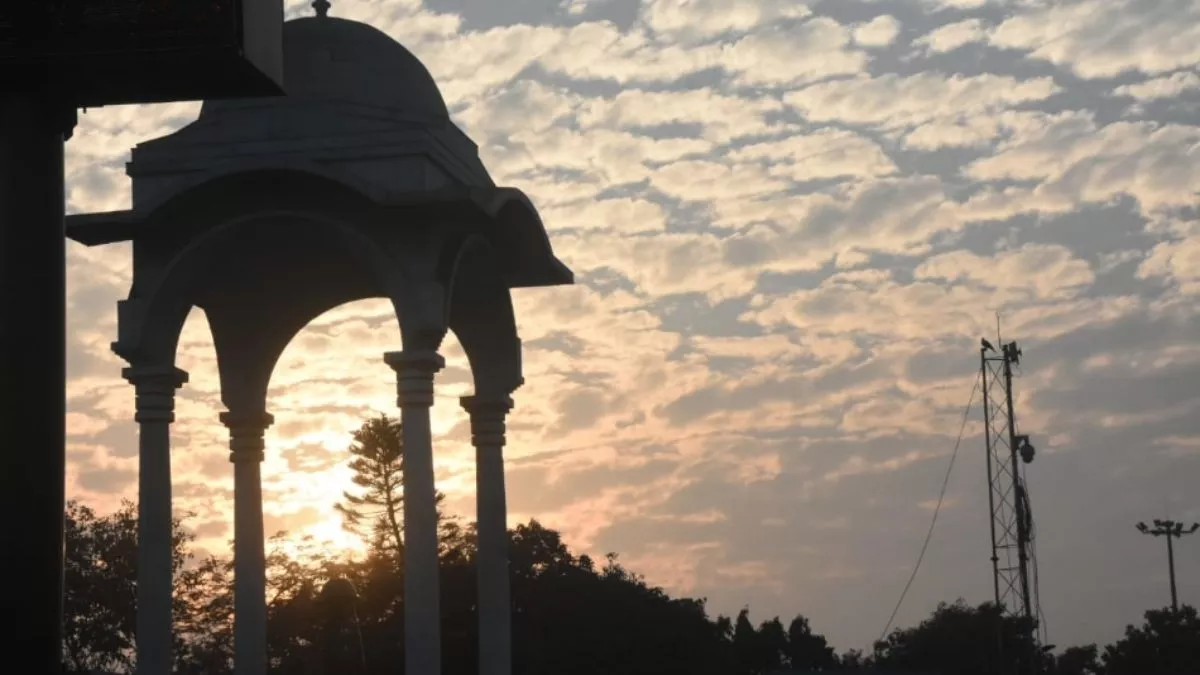 गांधाी मैदान स्थित कारगिल चौक पर शाम का नजारा कैमरे में कैद। वीरेंद्र विश्वकर्मा