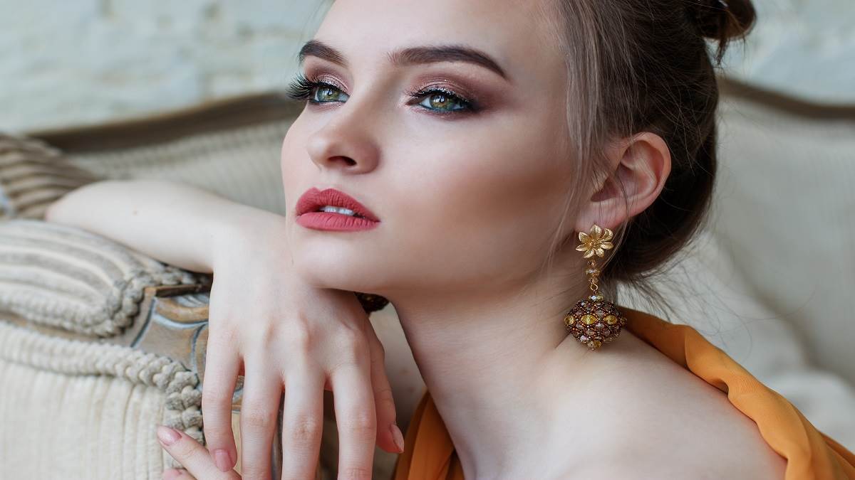 Skin Care Products: अब नहीं रहेगा बुढ़ापे का कोई खौफ! मिलेगा ब्राइट ग्लो, बस ट्राई करें ये प्रोडक्ट्स