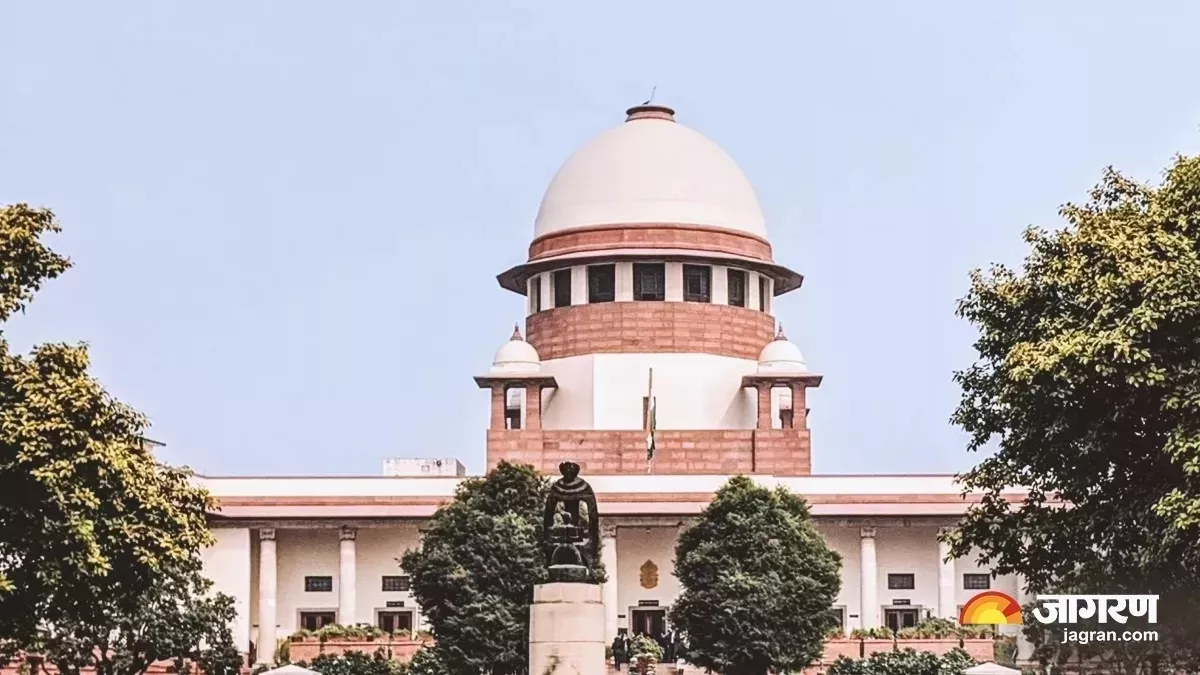 Supreme Court: शीर्ष अदालत ने कहा- अदालत की भाषा में ली जानी चाहिए गवाही, आरोपित को किया बरी