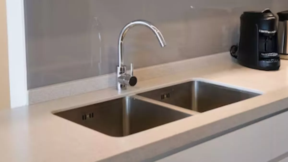 हर रसोई की जरूरत बन चुके ये Sink For Kitchen, यहां है लेटेस्ट डिजाइन का कलेक्शन, मॉडर्न किचन की होगी कायापलट