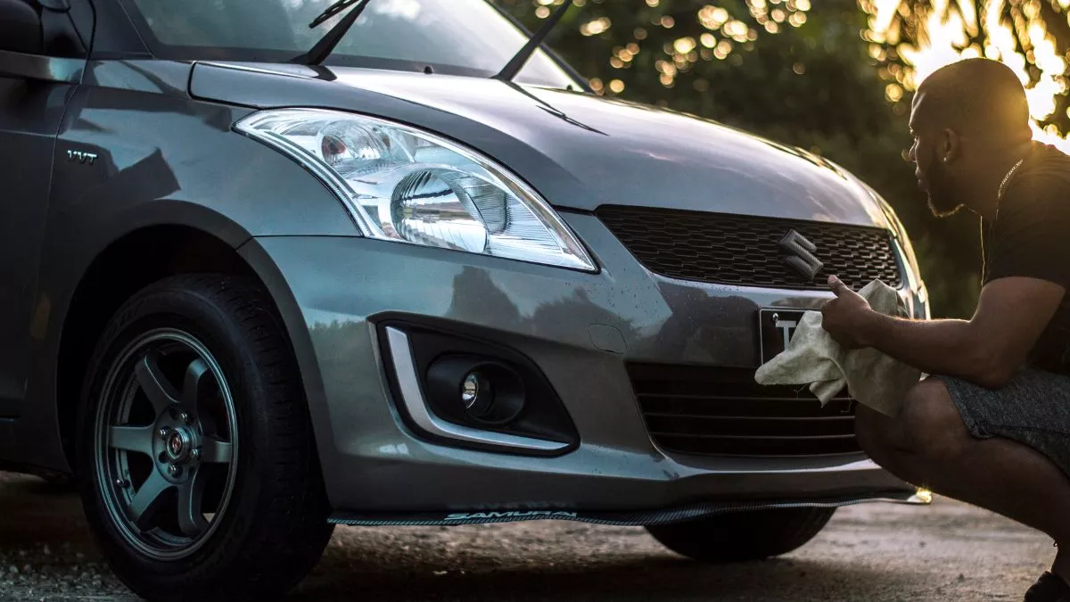 Car Tips: भूल कर भी न करें ये गलतियां वरना खराब हो जाएगा आपके कार का पेंट