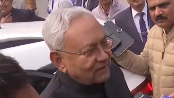 'बच्चे को क्या पता है...', तेजस्वी का नाम सुनते ही भड़के मुख्यमंत्री Nitish Kumar, I.N.D.I.A पर भी निकाली भड़ास