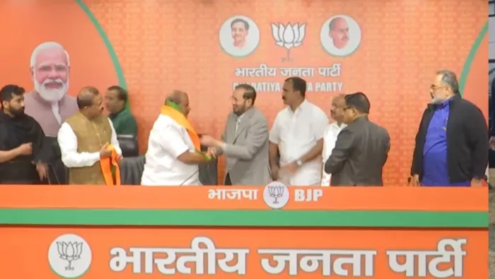 पीसी जॉर्ज की अध्यक्षता वाली केरल जनपक्षम (सेक्युलर) पार्टी का भाजपा में विलय हो गया।(फोटो सोर्स: जागरण)