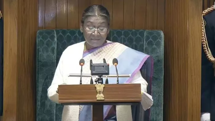 संसद के बजट सत्र की शुरुआत राष्ट्रपति द्रौपदी मुर्मु के अभिभाषण से हुई।(फोटो सोर्स: एएनआई)