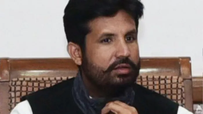 मेयर चुनाव विवाद पर भड़के कांग्रेस अध्यक्ष राजा वड़िंग (फाइल फोटो)