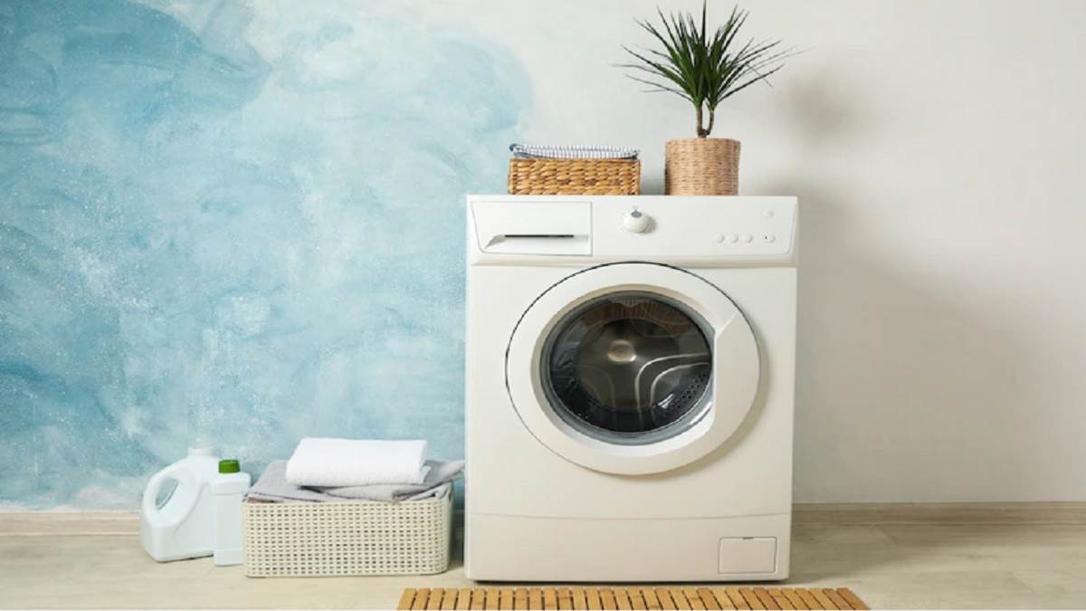 मैल से लिपटे कपड़ों का सरदर्द बनी ये महान Samsung Washing Machine 8 Kg, सस्ती कीमत देखकर सब हैं लेने को बेताब