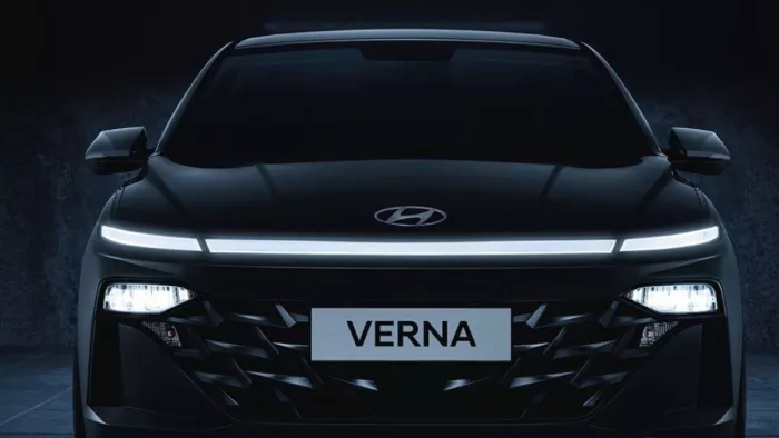 आइए, Hyundai Creta और Hyundai Verna के बारे में जान लेते हैं।