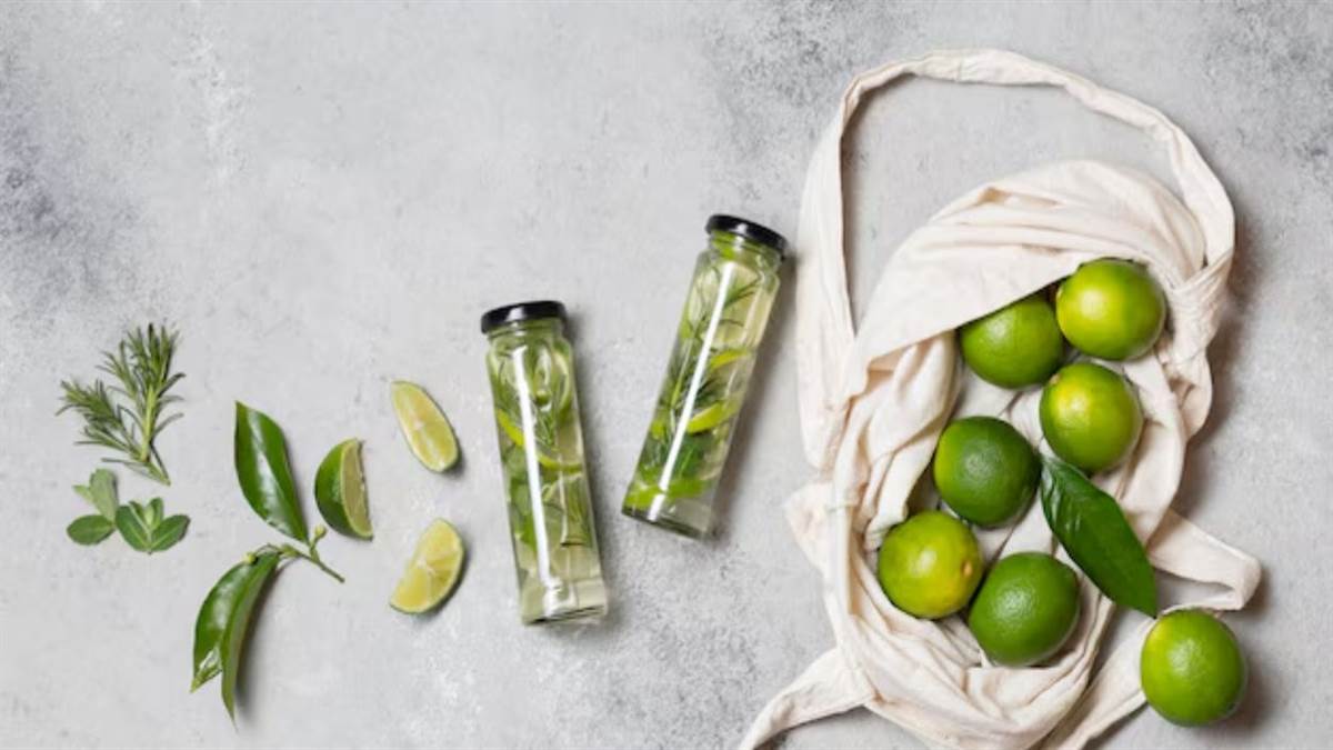 https://www.jagranimages.com/images/newimg/31012025/31_01_2025-amla_and_lemon_23875699.jpg