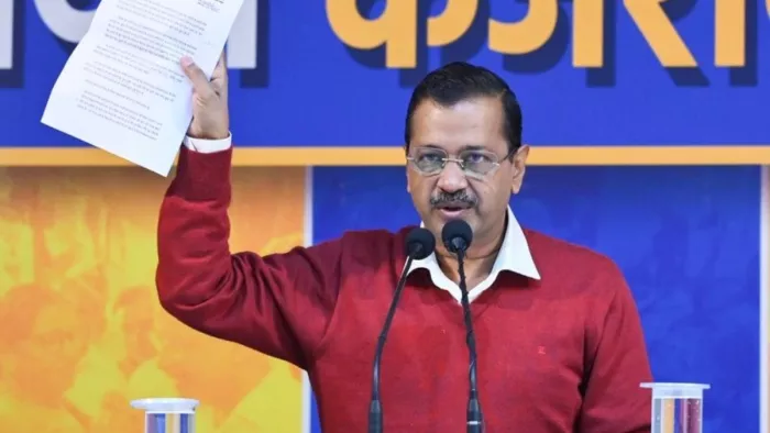 विधायकों के इस्तीफे से केजरीवाल की बढ़ी मुश्किलें। (फोटो- पीटीआई)