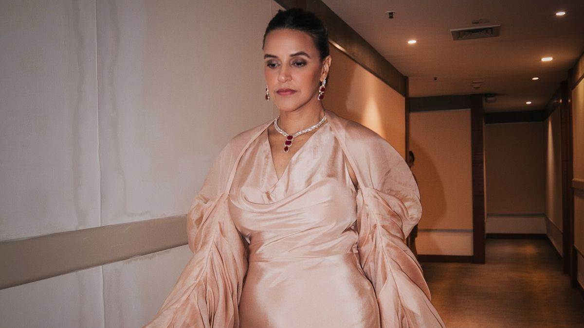 https://www.jagranimages.com/images/newimg/31012025/31_01_2025-neha_dhupia_injured_23876369.jpg