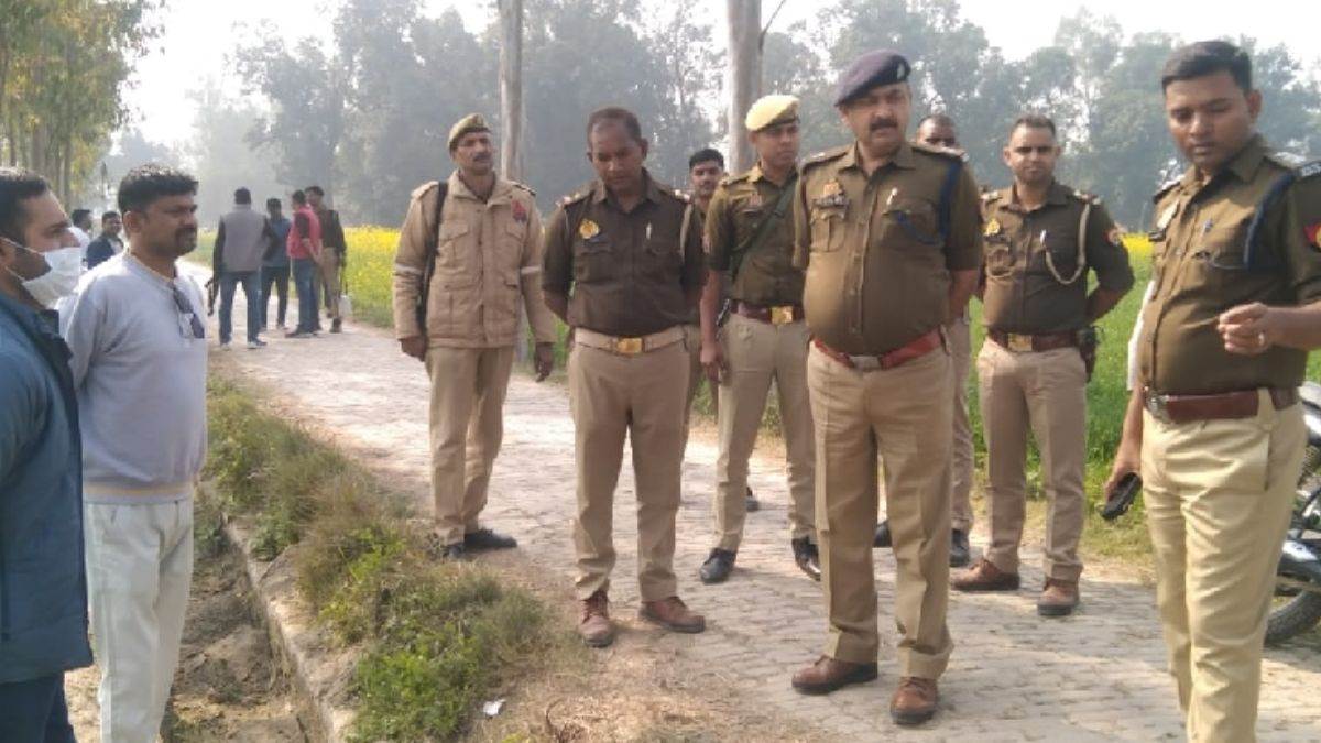 Pratapgarh News: सिरफिरे प्रेमी ने शिक्षिका को पेट्रोल डालकर जिंदा जलाया, खुद भी झुलसा - man burnt teacher alive by pouring petrol on her he himself got burnt