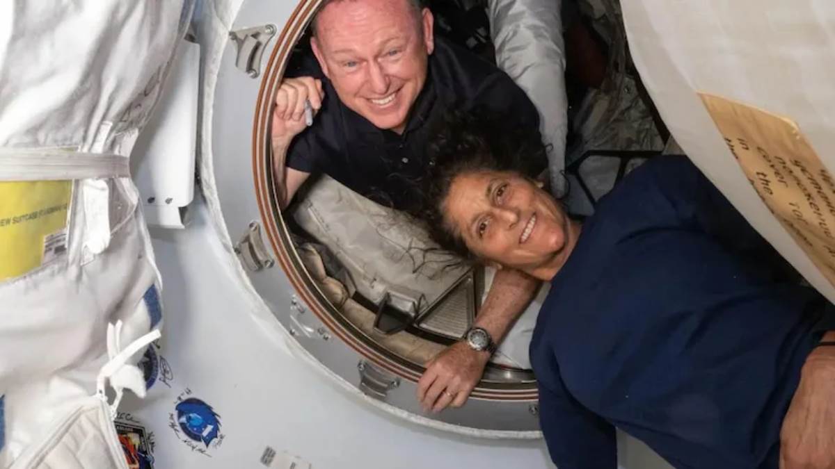 sunita williams did a spacewalk for the ninth time stayed outside the space station for more than 5 hours