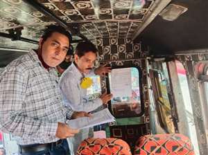 ज्यादा किराया वसूलने वाले वाहन चालकों पर होगी कड़ी कार्रवाई : शम्मी शर्मा