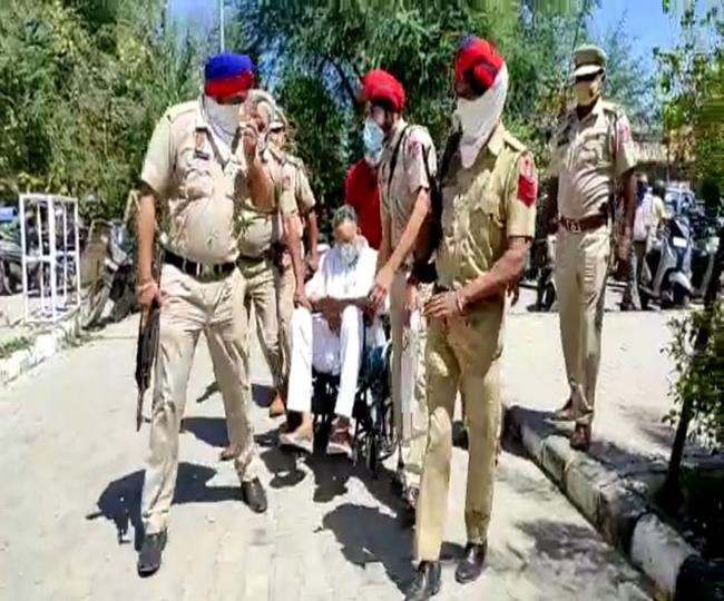 यूपी के बाहुबली नेता मुख्तार अंसारी। (फाइल फाेटाे)