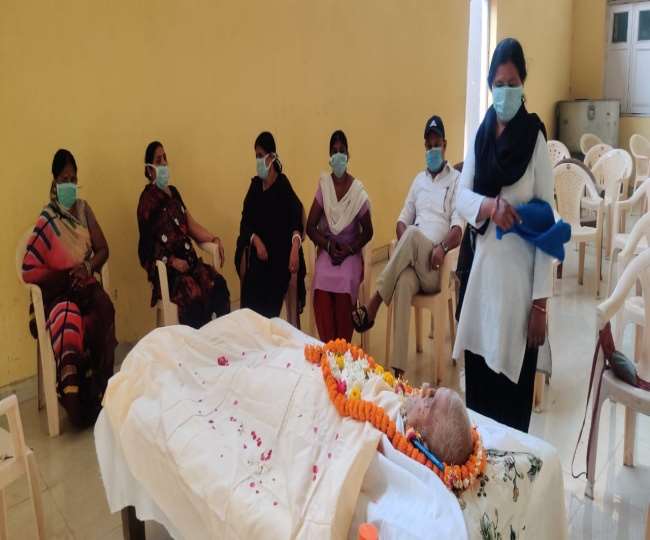 social worker dwariko bhai sundrani came from pakistan passed away was honored with the jamnalal bajaj award