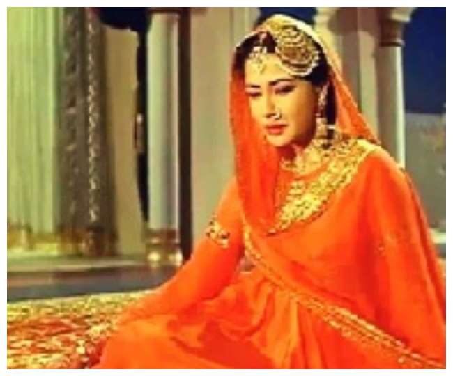 Tragedy Queen Bollywood Actress Meena Kumari Death Anniversary