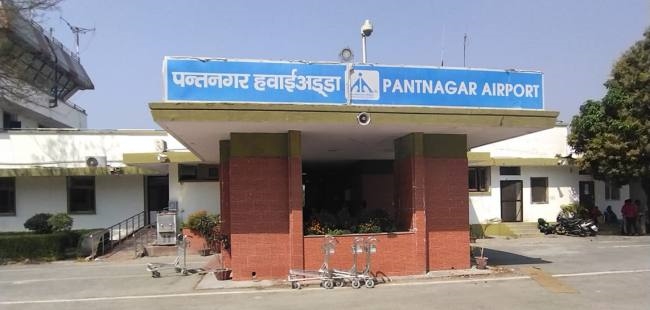पंतनगर एयरपोर्ट से स्पाइस जेट हवाई सेवा में और इंतजार मुमकिन - More wait is  possible in SpiceJet air service from Pantnagar Airport - Uttarakhand  Udhamsingh Nagar Local News