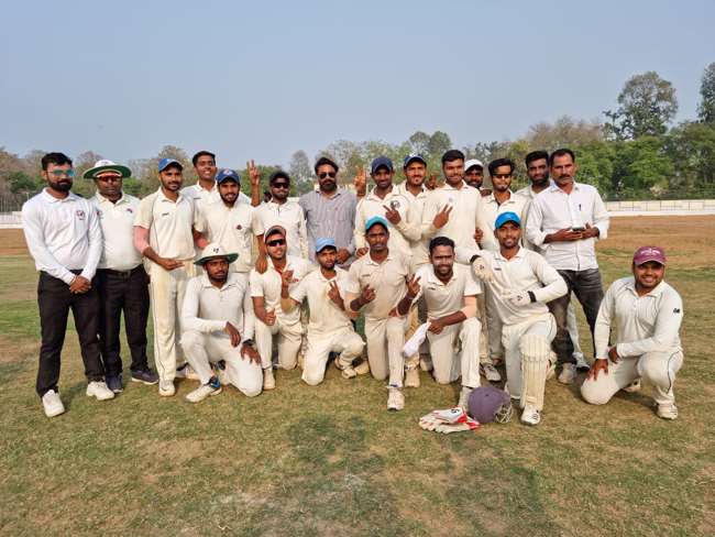 https://www.jagranimages.com/images/newimg/31032022/31_03_2022-cricket_bhagalpur3_22586052.jpg