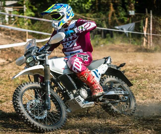 hero motocorp price hike april hero bikes and scooters price hikes from 5 april2022