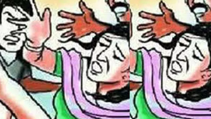 बस रुकवाकर पांच हमलावरों ने किया युवती पर हमला