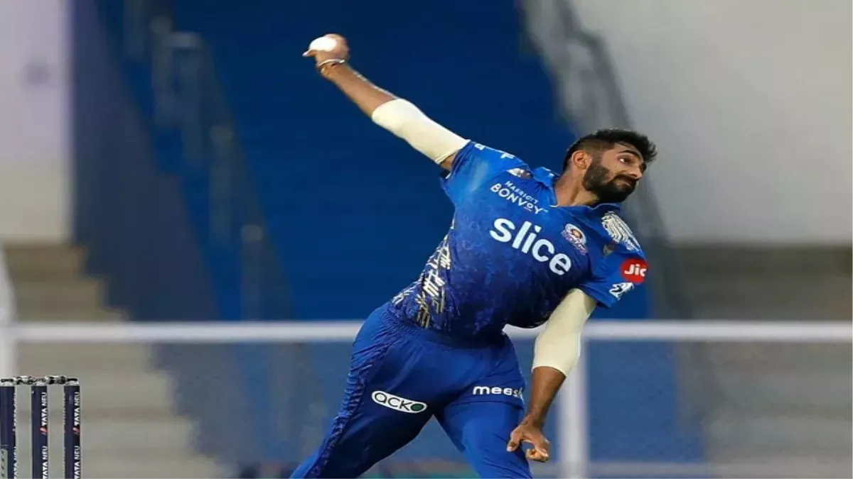 IPL 2023: मुंबई इंडियंस को मिल गया Jasprit Bumrah का रिप्लेसमेंट, इस घातक  गेंदबाज को टीम में किया शामिल - Mumbai Indians sign Sandeep Warrier as  replacement for Jasprit Bumrah for IPL 2023