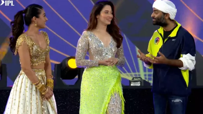 Naatu Naatu In IPL 2023: नाटू-नाटू पर फिल्म एक्ट्रेस रश्मिका मंदाना ने लाइव परफॉर्म किया है।