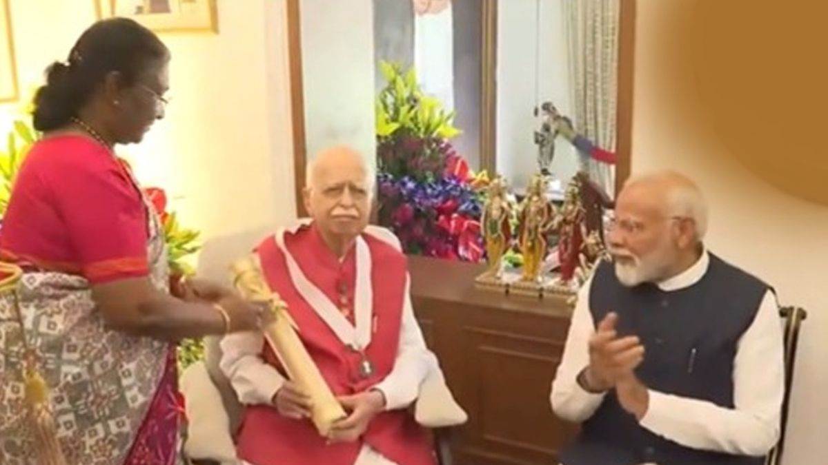 https://www.jagranimages.com/images/newimg/31032024/31_03_2024-advani_news_1__23686430_123658361.jpg