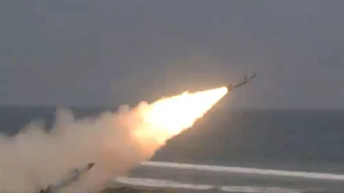 Akash Air Missile: चीन-पाकिस्तान की टेंशन बढ़ाने वाली खबर, सेना ने किया आकाश मिसाइल का सफल परीक्षण