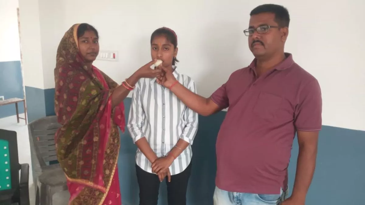 Bihar Board Result: मुंगेर की बेटी शालिनी का कमाल, 10वीं परीक्षा में पाया छठा स्थान; बताई कैसे मिली सफलता