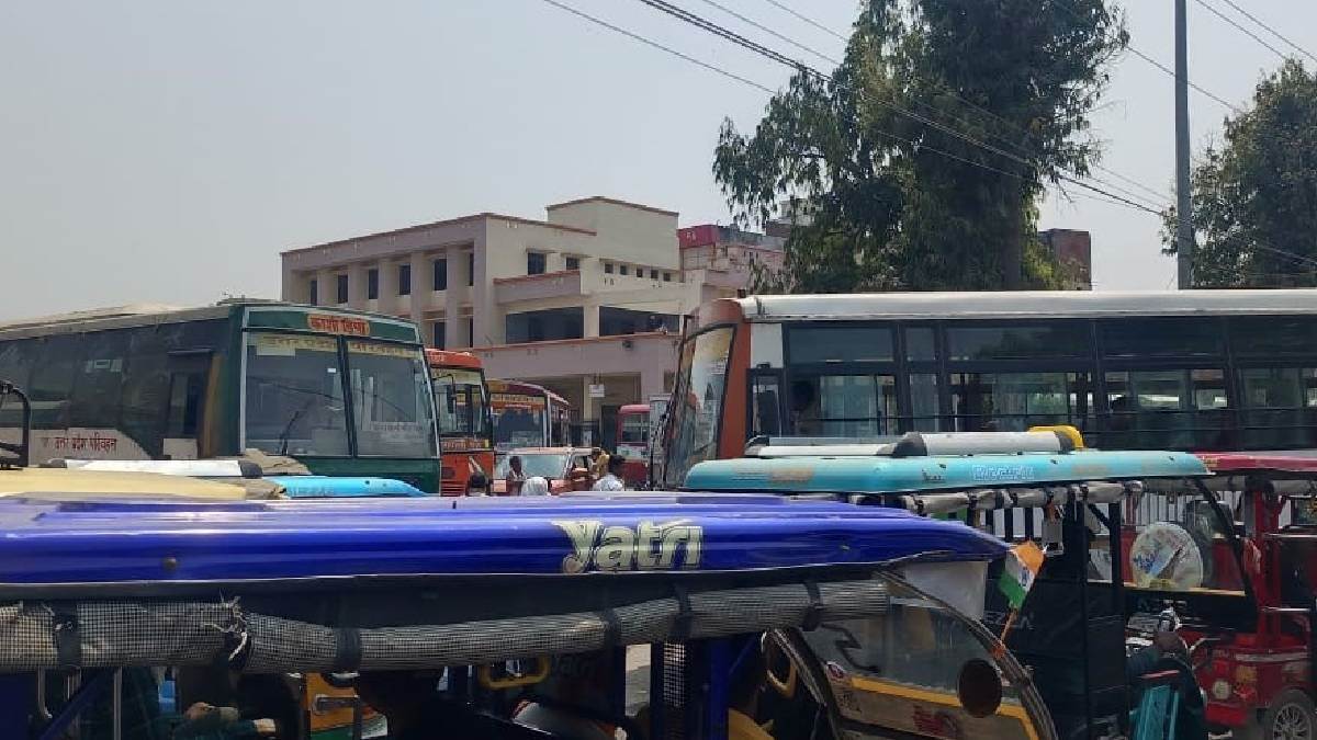 https://www.jagranimages.com/images/newimg/31032024/31_03_2024-roadways_traffic_23686499.jpg