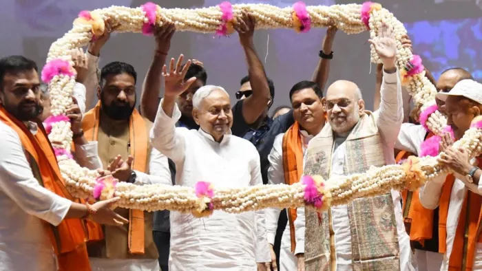 Bihar Election 2025: बिहार विधानसभा चुनाव के लिए राजग नेताओं ने विस्तार से चर्चा की।