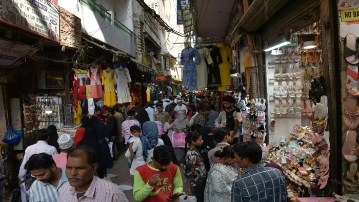 दालमंडी में 17 मीटर चौड़ी सड़क के लिए मिला दो करोड़