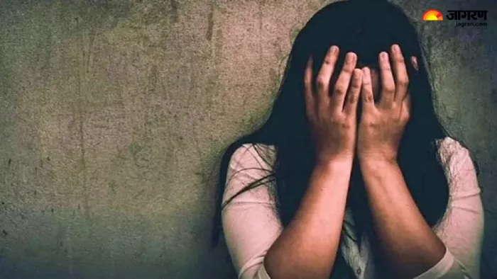 जेल में बंद पति को छुड़ाने का झांसा देकर युवक ने महिला से किया दुष्कर्म। सांकेतिक तस्वीर