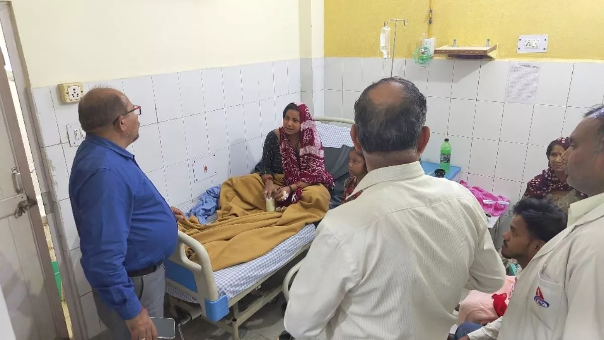 Dehradun News: कुट्टू का आटा खाने से 14 की तबीयत बिगड़ी, उल्टी-दस्त से परेशान लोग; अस्पताल में भर्ती