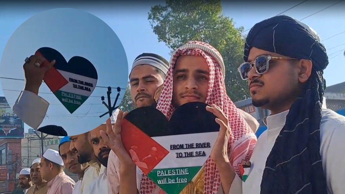 protest for peace in palestine in meerut after namaz