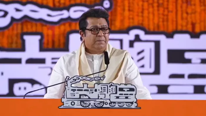 लोगों को वाट्सएप से ऐतिहासिक जानकारी लेना बंद करने की हिदायत दी (फोटो: स्क्रीनग्रैब )