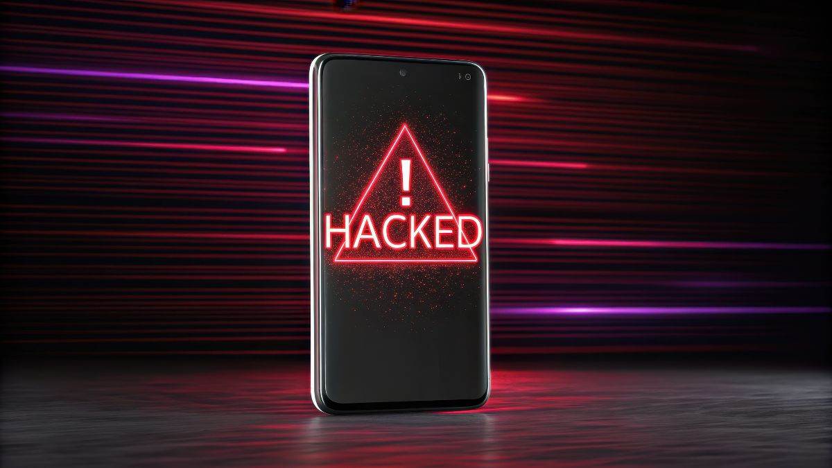 how to know if your phone is hacked signs and solutions