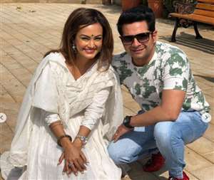 करन मेहना, निशा रावल, फोटो साभार: Instagram