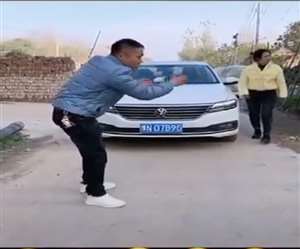 इस वीडियो को सेवा अधिकारी ने शेयर किया है