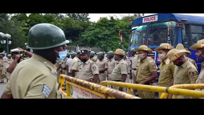 कर्नाटक में मूर्ति तोड़े जाने के बाद इलाके में तनाव का माहौल (प्रतीकात्मक तस्वीर)