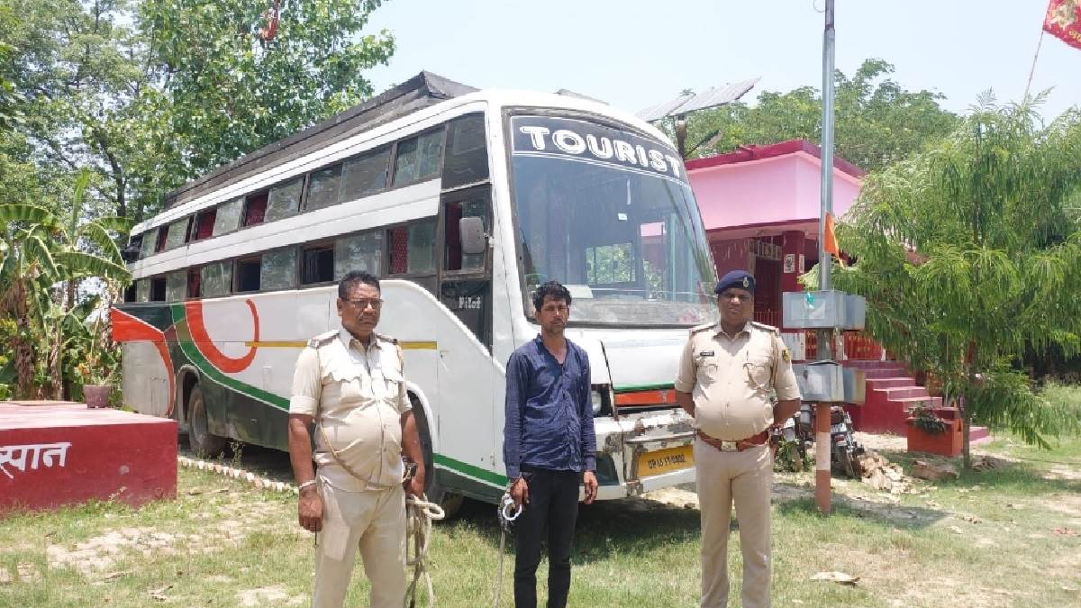 https://www.jagranimages.com/images/newimg/31052023/31_05_2023-bus_sharba_23427945.jpg