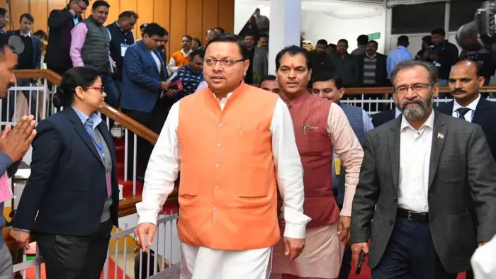 धामी कैबिनेट की बैठक में लिए गए अहम फैसले, आयोग के अध्यक्ष का कार्यकाल बढ़ाने का ऐलान