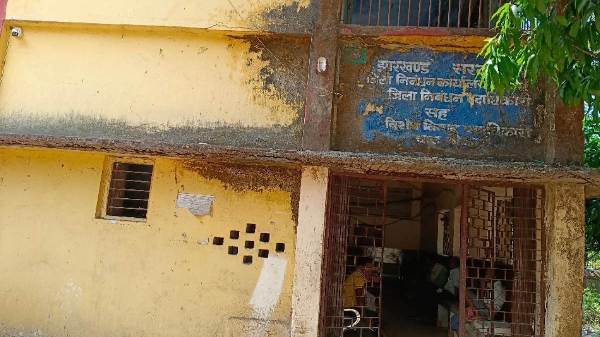 https://www.jagranimages.com/images/newimg/31052024/31_05_2024-bokaro_23729324_223831783.jpg