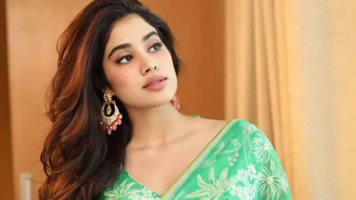 Janhvi Kapoor injured herself on the sets of Mr & Mrs Mahi.