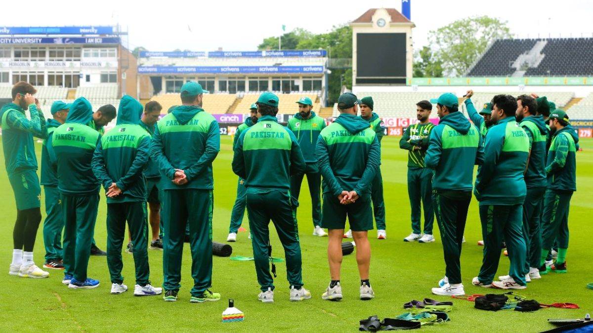 https://www.jagranimages.com/images/newimg/31052024/31_05_2024-pakistan_cricket_team_23729218.jpg