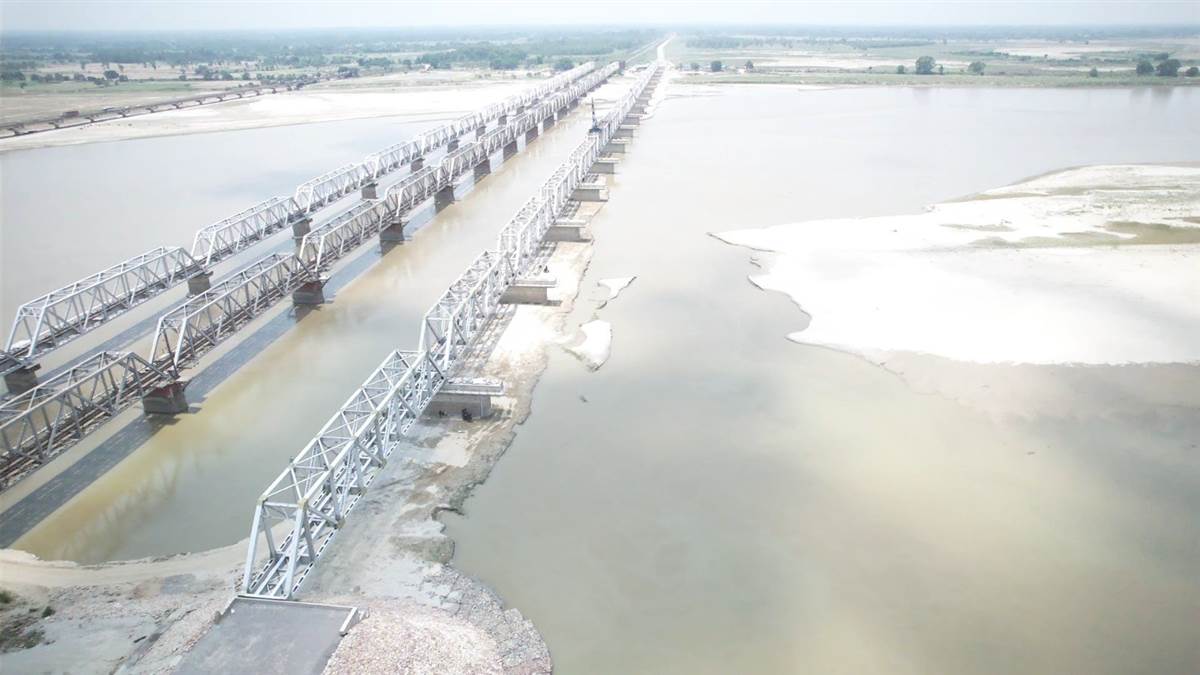 saryu river bridge nears completion gorakhpur lucknow rail line to improve
