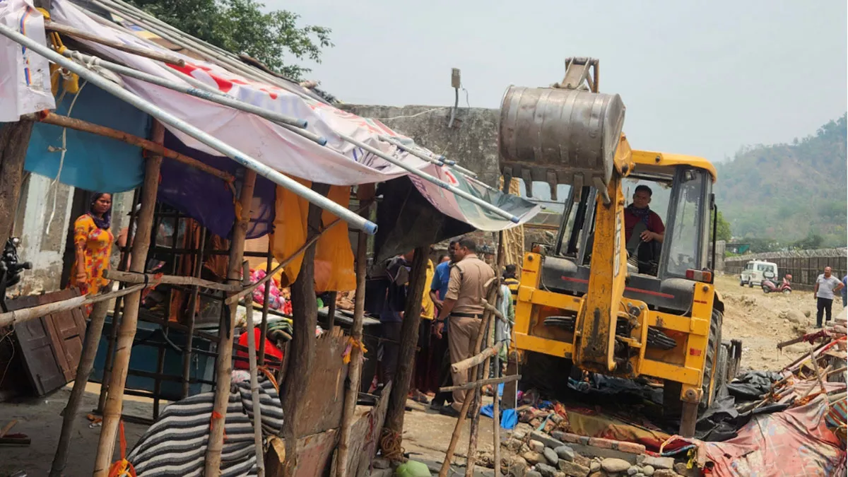 उत्‍तराखंड में 122 कॉलोनियों पर लटकी कार्रवाई की तलवार, चल सक है बुलडोजर!