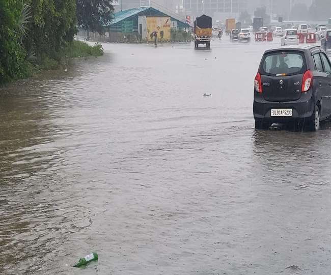 Noida Weather Rain News Update : नोएडा-ग्रेटर नोएडा में बारिश से गिरा तापमान, 50 से नीचे पहुंचा AQI