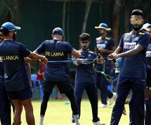 श्रीलंका क्रिकेट टीम के गेंदबाज इसुरु उदाना ने लिया संन्यास- फोटो ट्विटर पेज